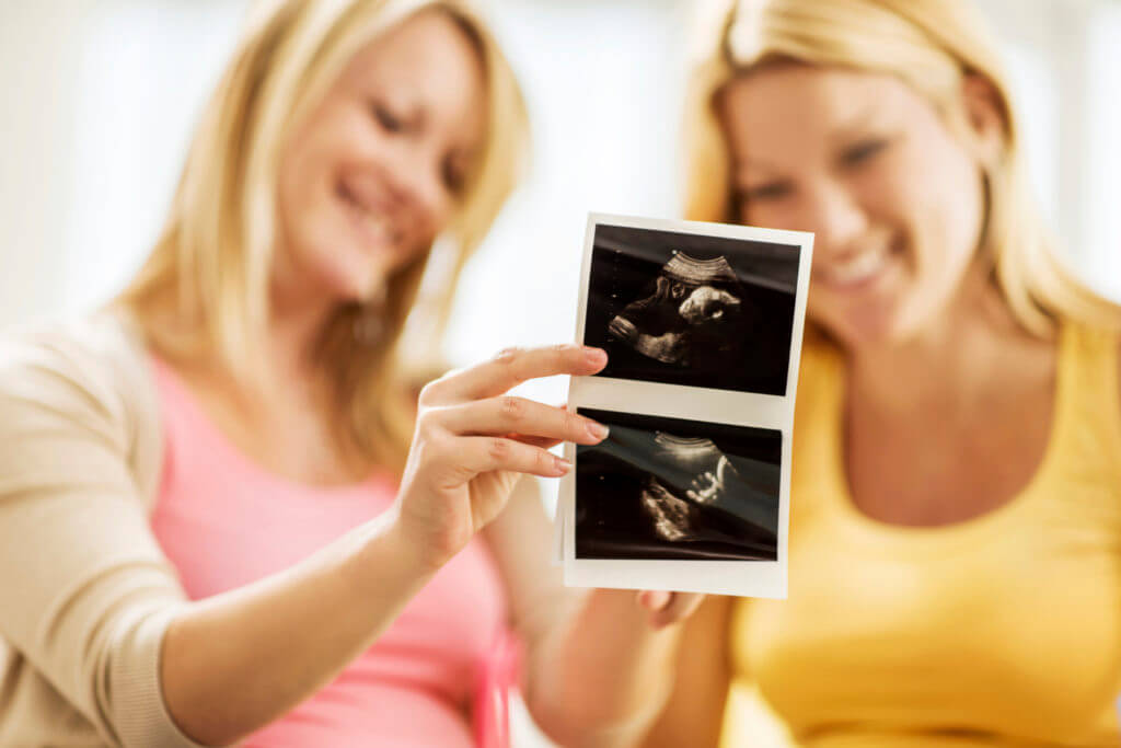 Identified Surrogacy – Working with a Surrogate You Know